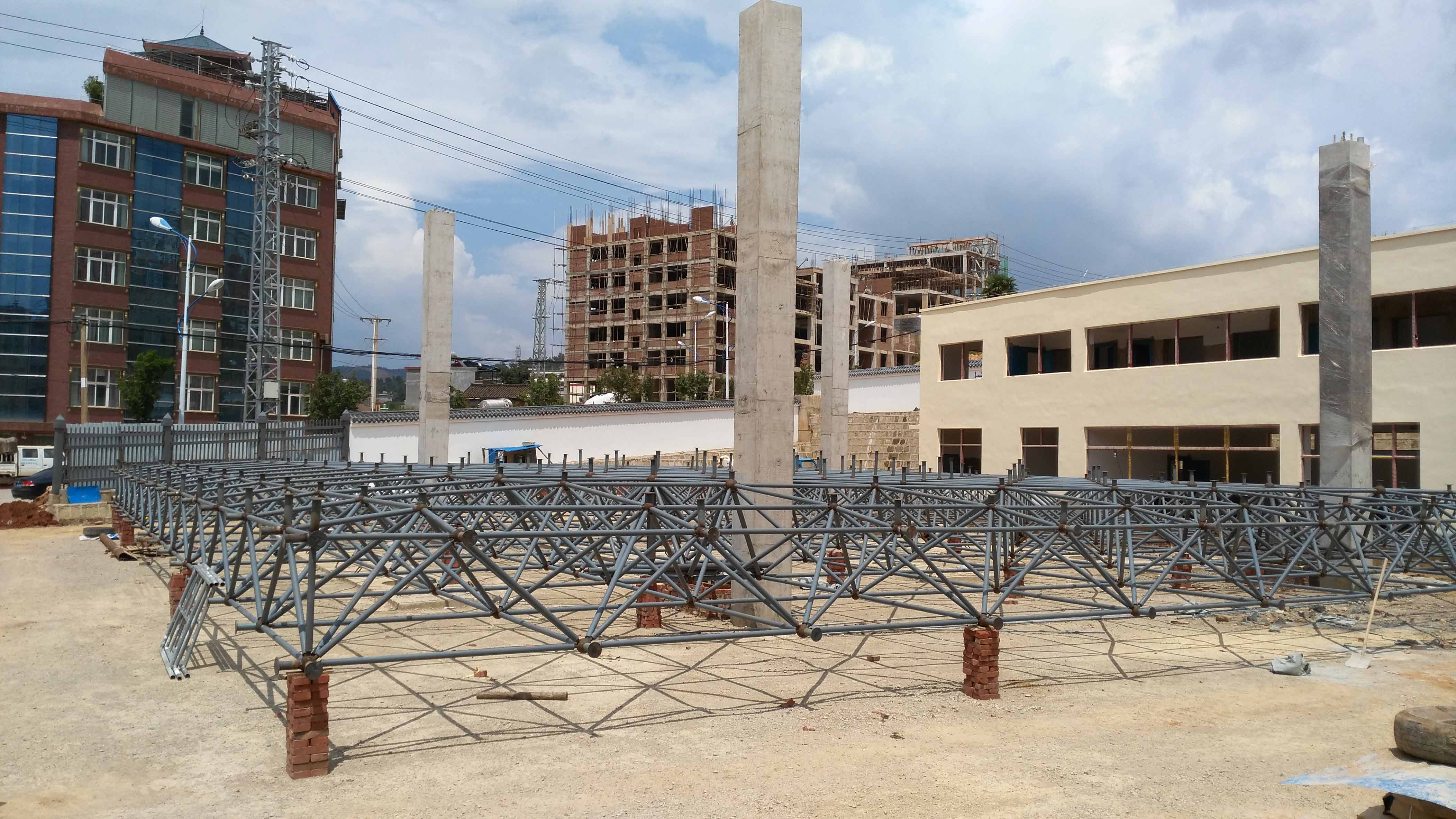 莱芜小型加油站网架